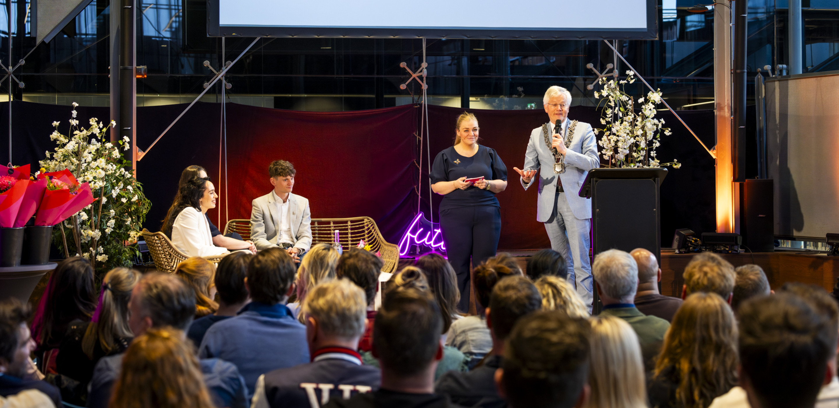 Kaoutar el Oualid is de Jonge Ambtenaar van het Jaar 2025